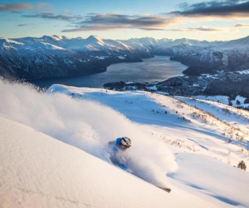 Holiday Home Among The Pearls Of Norway สตรานดา ภายนอก รูปภาพ