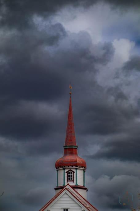 Holiday Home Among The Pearls Of Norway สตรานดา ภายนอก รูปภาพ
